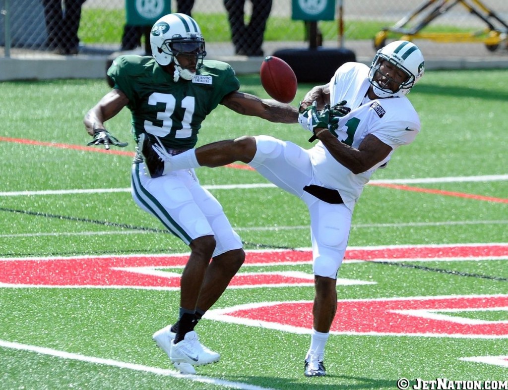 Cromartie breaks up a pass that was intended for Jeremy Kerley.