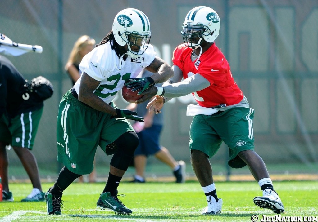 Chris Johnson, Michael Vick - JetNation.com - New York Jets Blog & Forum Chris Johnson, Michael Vick