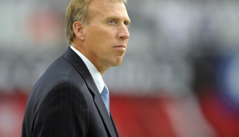 Idzik Could Use A Little Help From His Friends