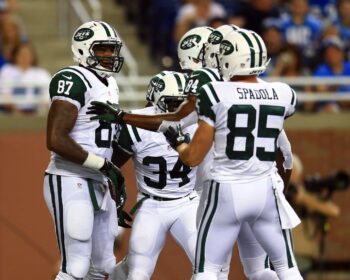 Jets Fall To Lions