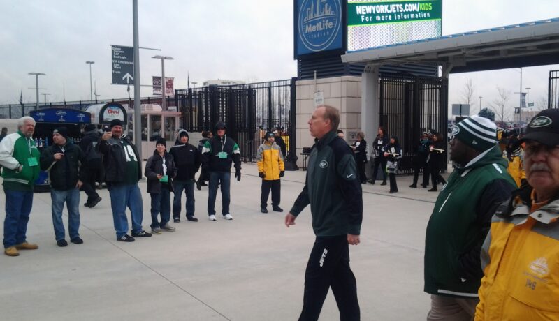 NY Jets Sign Eight To Future Contracts