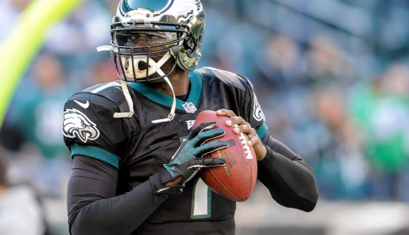 Quarterback Michael Vick Signs With NY Jets