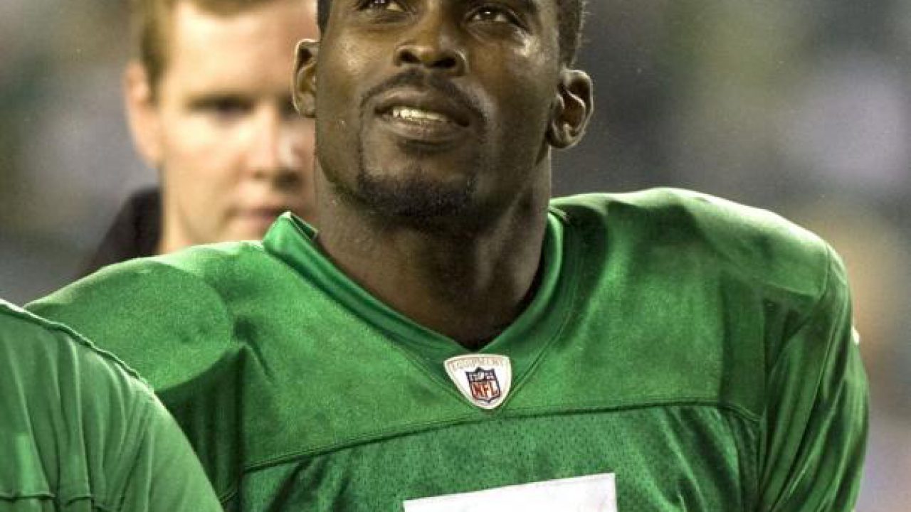 Michael Vick says jersey number isn't an issue with New York Jets