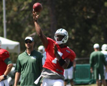 Geno Smith Out 6-10 Weeks; Broken Jaw