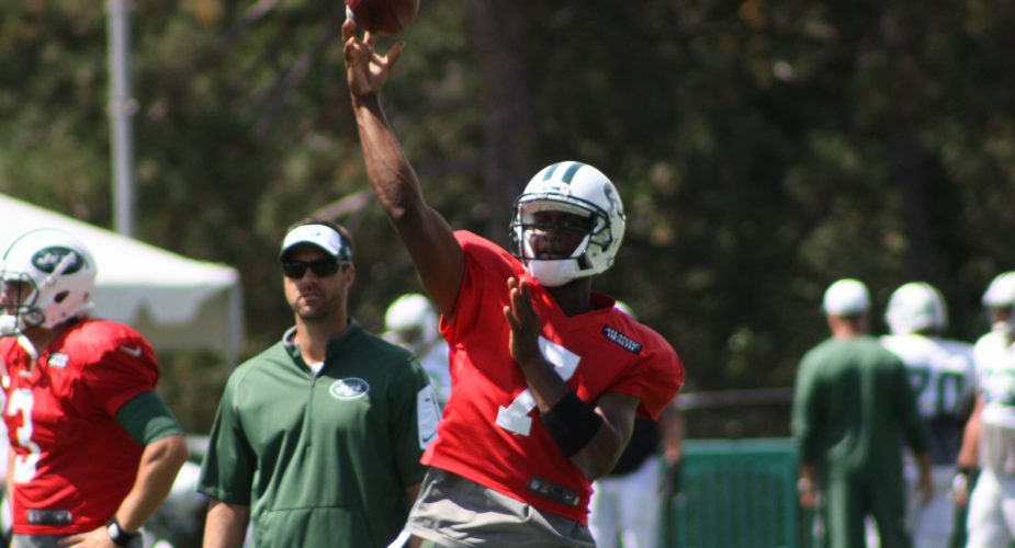 Geno Smith Out 6-10 Weeks; Broken Jaw