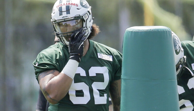Leonard Williams To Undergo MRI