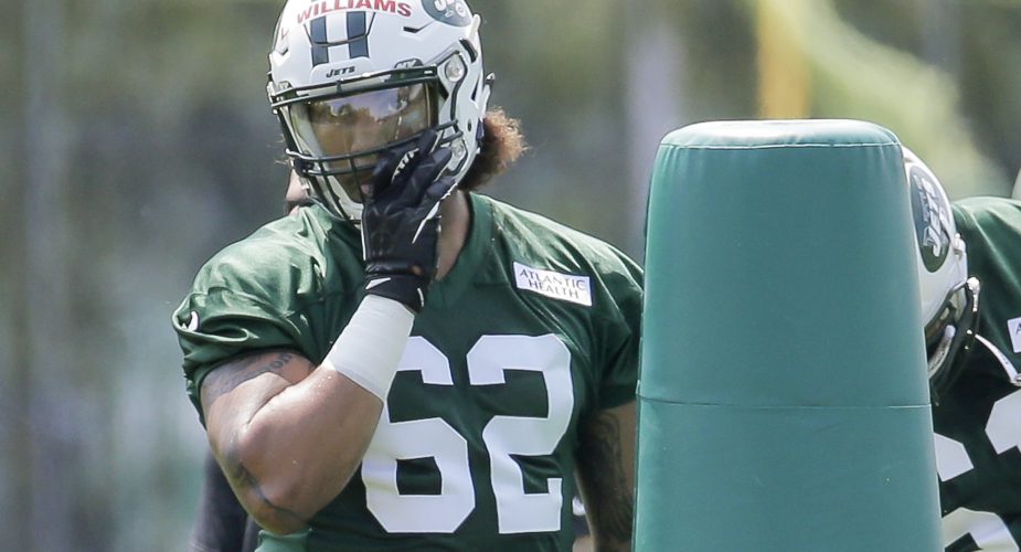 Hello Leonard Williams
