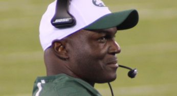 Jets Roll Browns For Opening Day Victory, 31-10