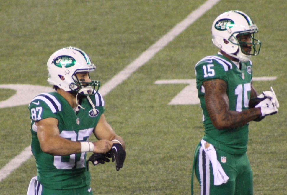 Marshall, Decker Welcome Jets Offense to new Millenium