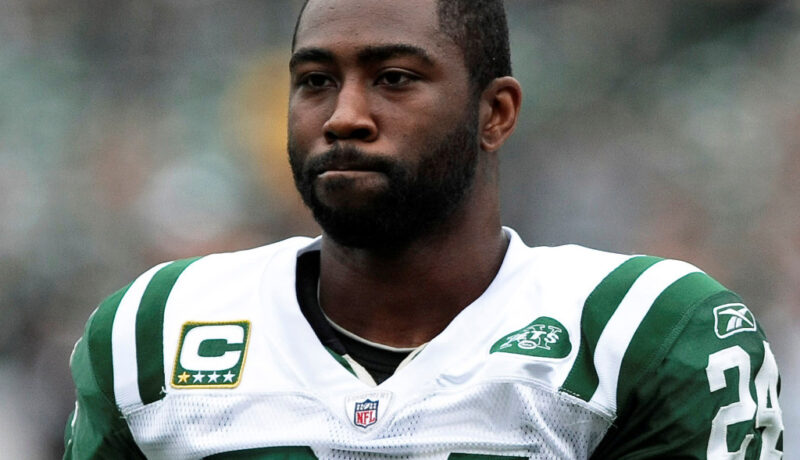 Inactives Report: Revis and Williams Out, Pace Active