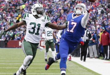 Monday Notes: Cromartie Linked to Bills, Jets Carry Over Unused Cap Space