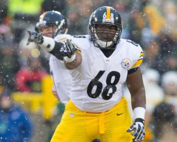 Jets Sign Offensive Tackle Kelvin Beachum