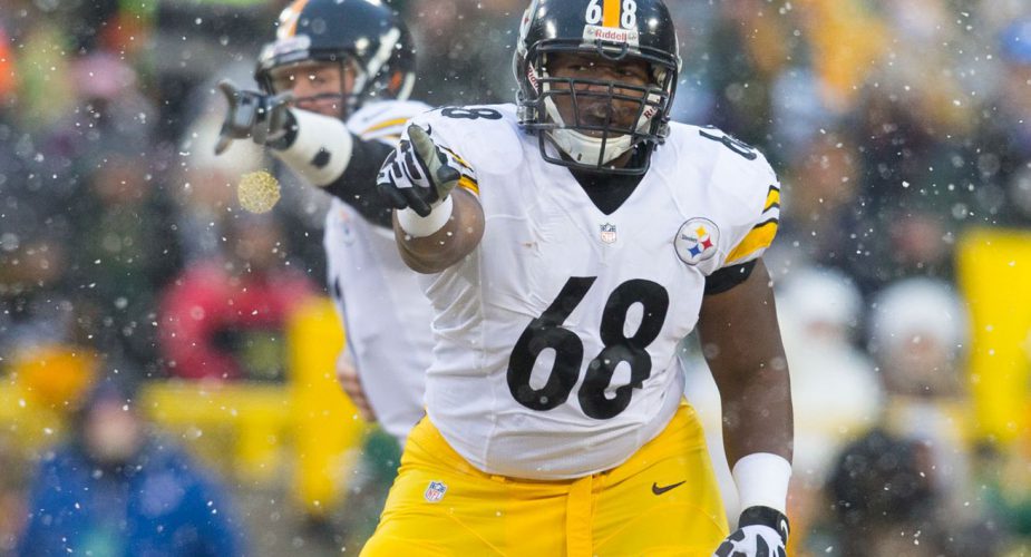 Jets Sign Offensive Tackle Kelvin Beachum