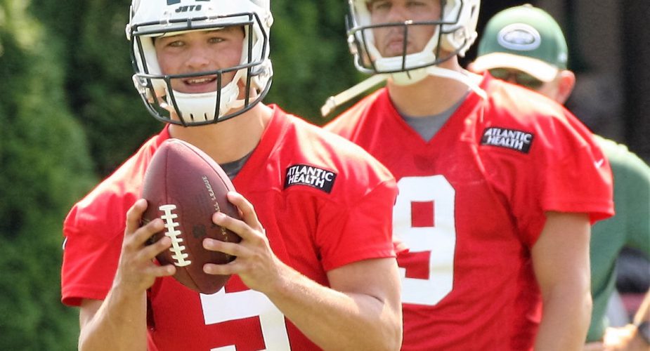 Bowles: No Decision on Backup QB Yet