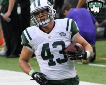 Report: Jets Waive Fullback Tommy Bohannon; Howsare in?