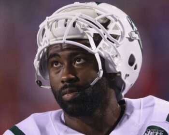 Inactives Report: Revis and Decker Out, Seferian-Jenkins Active