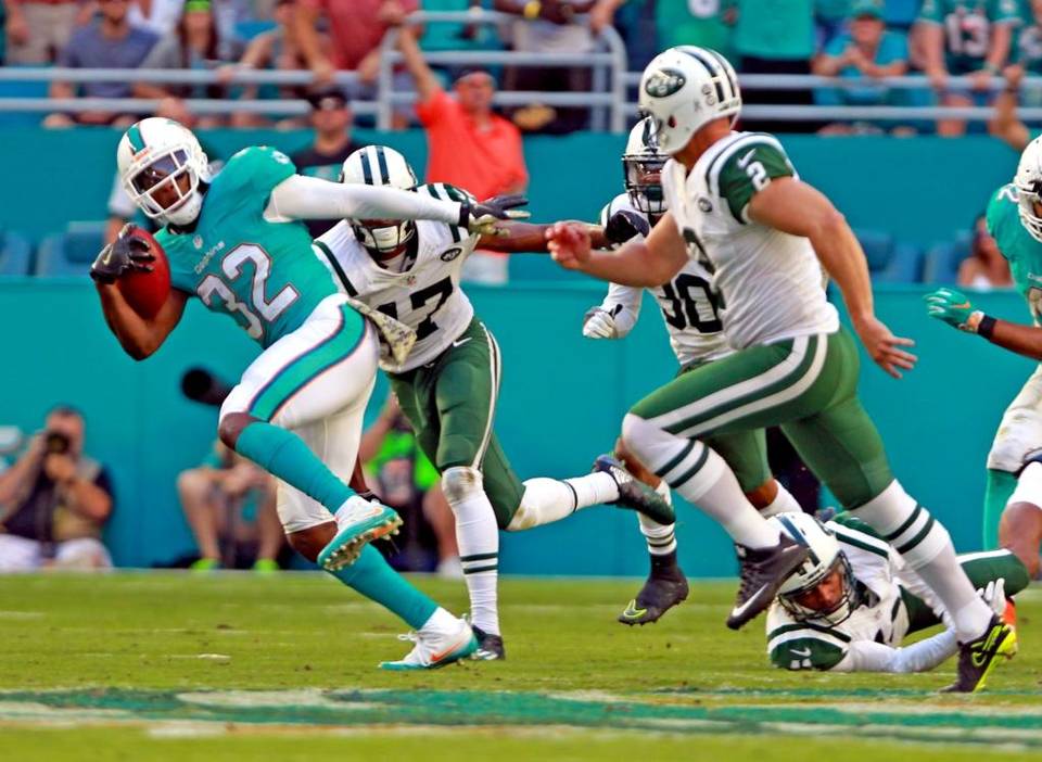 Dolphins Best Jets, 27-23