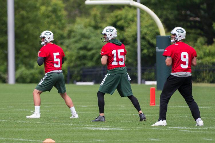 Bowles to Announce Starting QB on Monday
