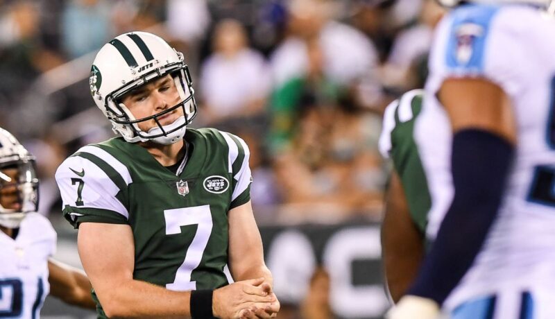 Jets Reduce Roster to 76; Catanzaro Wins Kicking Job