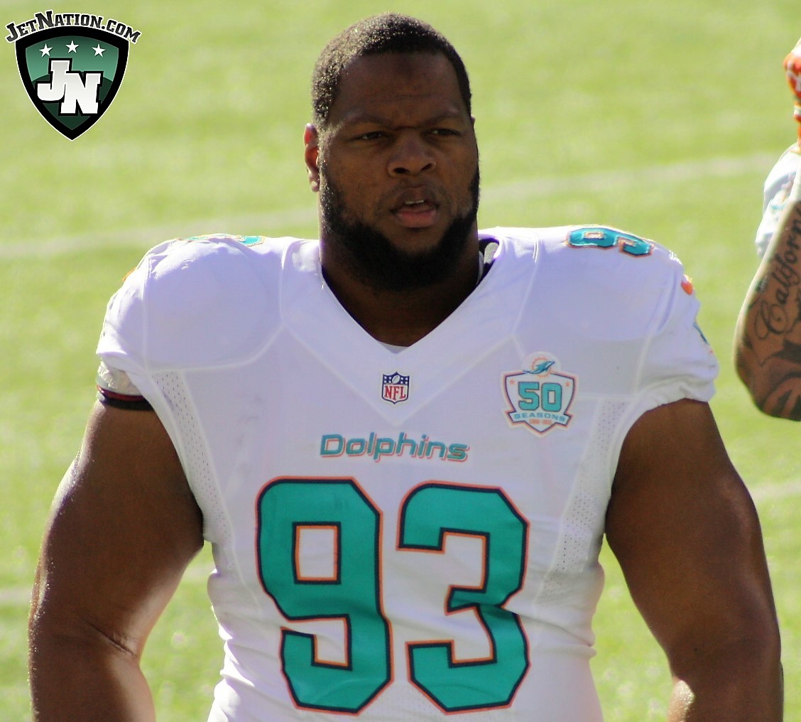 Suh Says Jets are "Serious Contender" for his Services