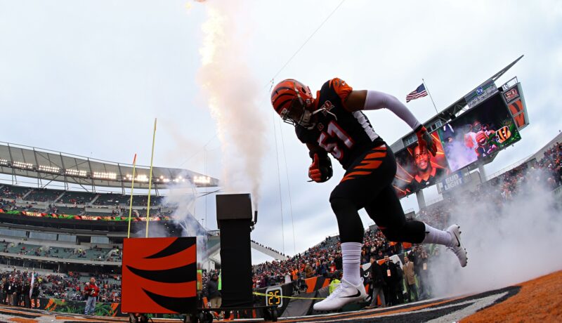 Addition of Minter Should Mean new Role for Darron Lee