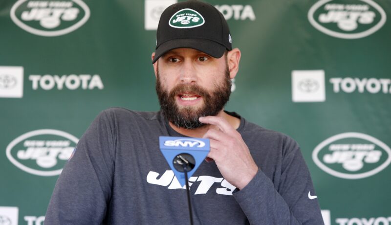 Adam Gase Speaks to the Media