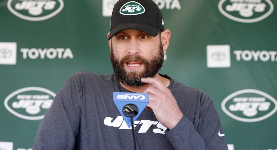 Adam Gase Speaks to the Media