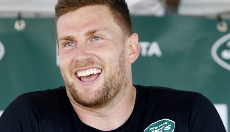 Jets Cut Ties with Henry Anderson