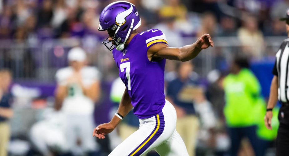 Report: Jets Kaare Vedvik, Bennett Jackson; 2 Others