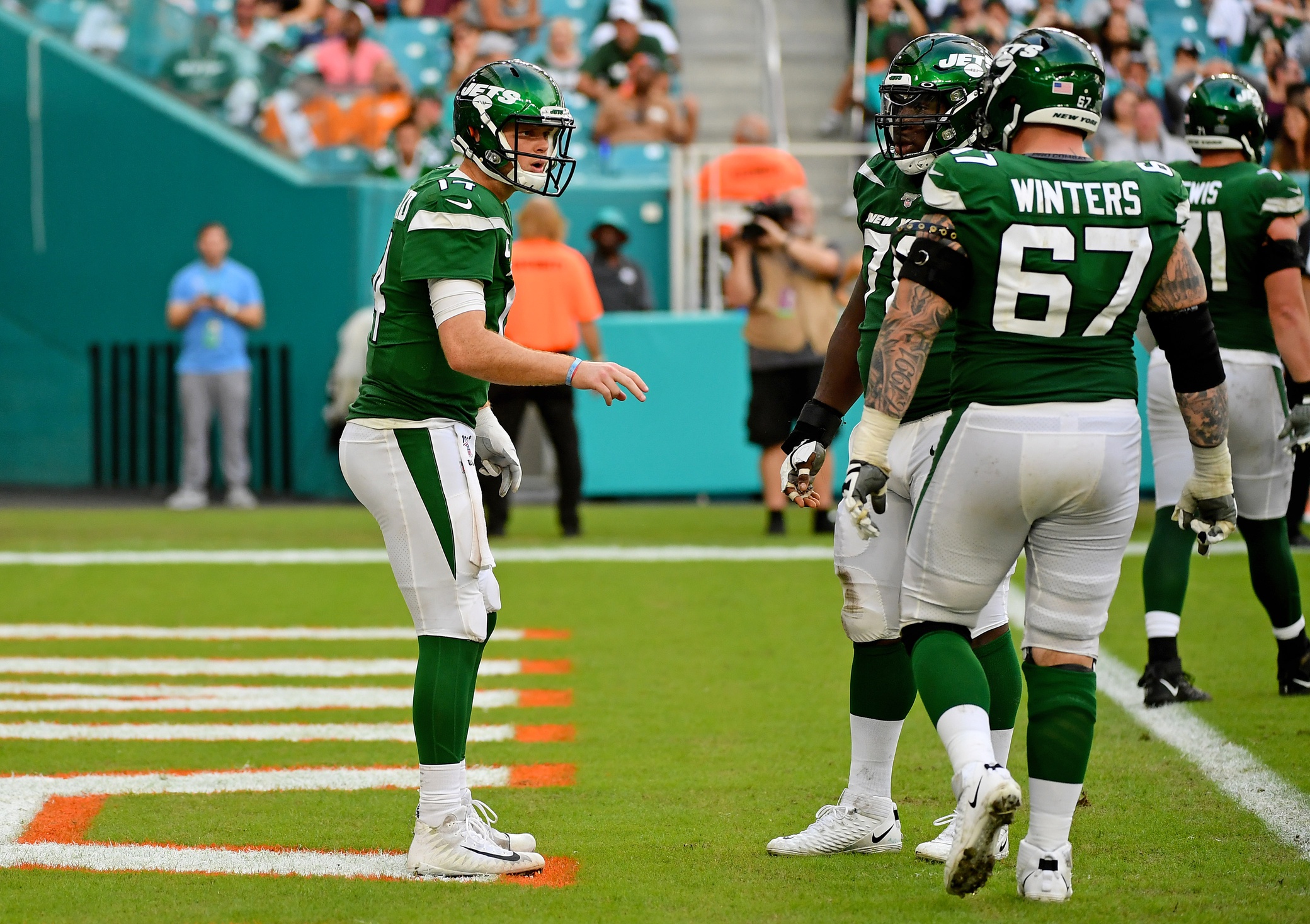 Sam Darnold, Brian Winters, Harrison - JetNation.com - New York Jets Blog & Forum Sam Darnold, Brian Winters, Harrison