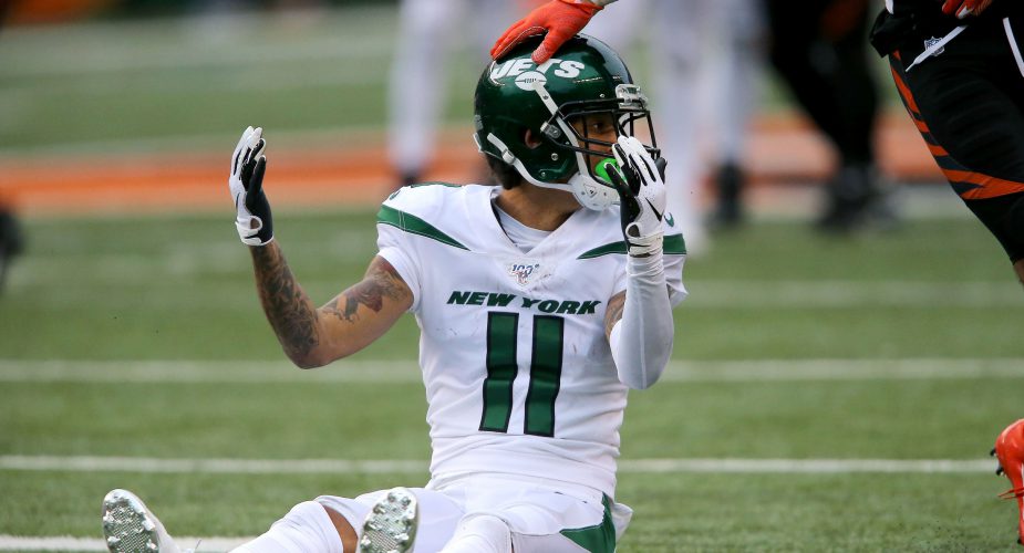 Big day From Robby Anderson Helps Lift Jets Over Phins; Week 14 Report Card