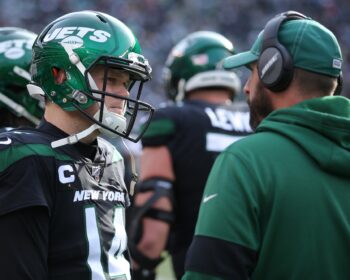 Jets Offense Sputters Again as Gore Reclaims Spot on Depth Chart