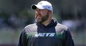 Former NFL GM Offers Theory as to why Aaron Rodgers to Jets has yet to be Made Official