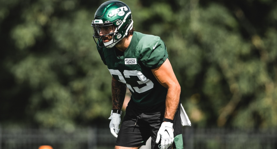 Jets Sign S Cioffi and Released TE Davis