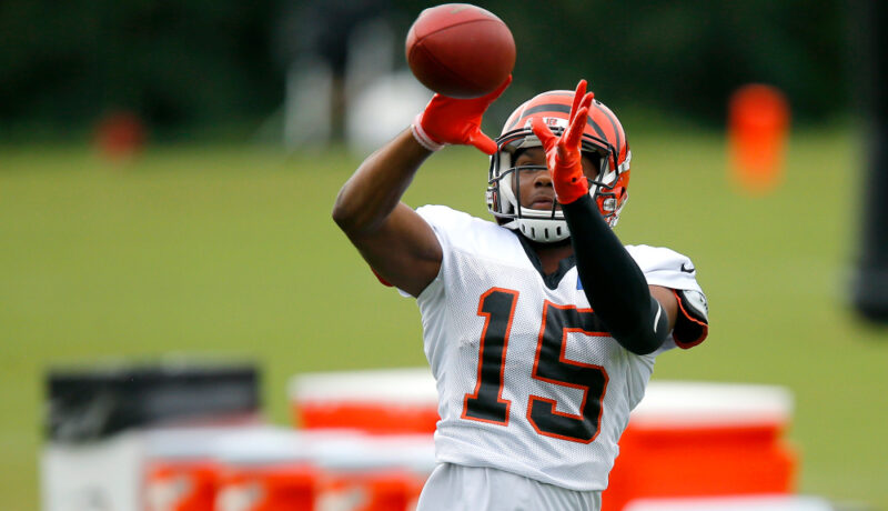 Jets Add WR D.J. Montgomery; Ballage Fails Physical