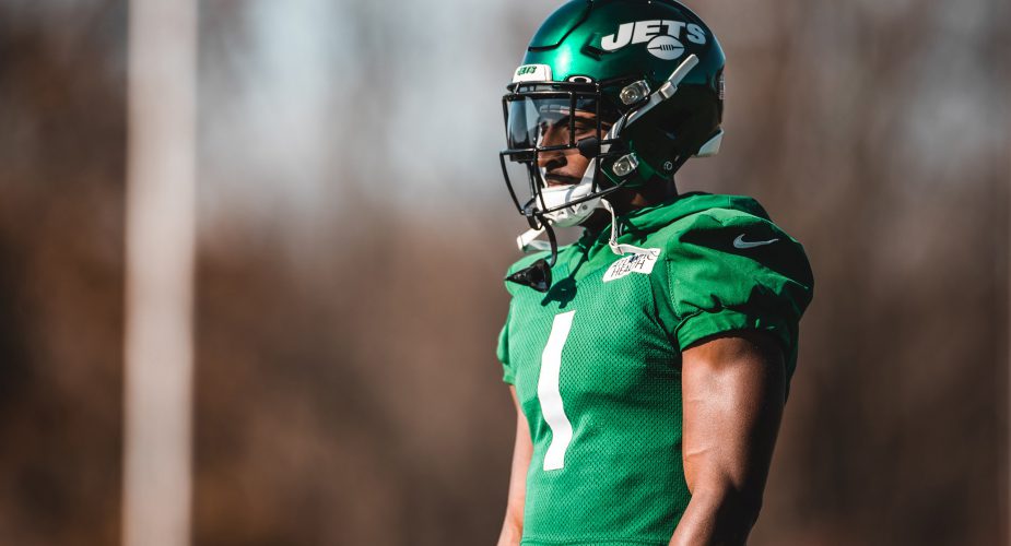 Jets Exploring Options to Bolster Battered Receiving Corps