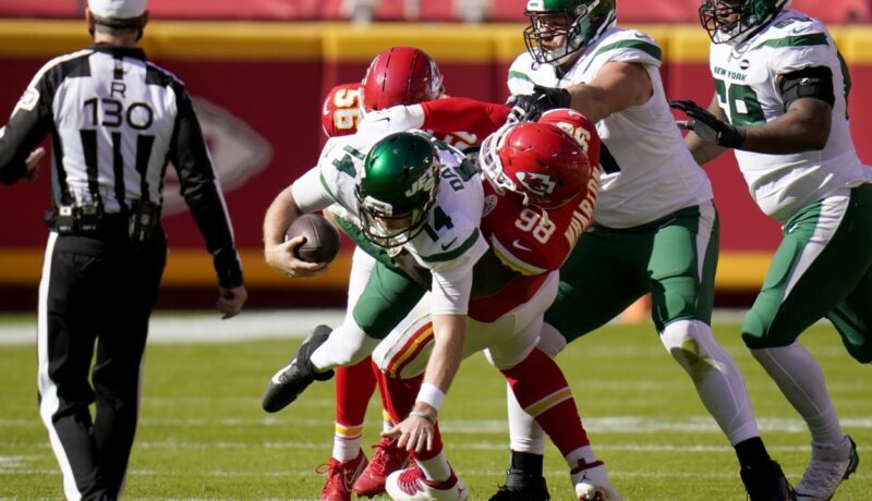 Jets @ Chiefs Week 8 Recap: Mahomes Pounds Jets for 5 Scores; Fall to 0-8