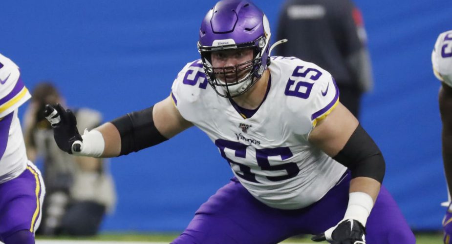 Jets Claim Elflein off Waivers from Vikings