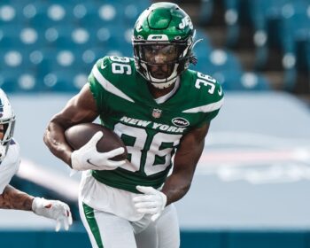 Jets Re-Sign RB Josh Adams