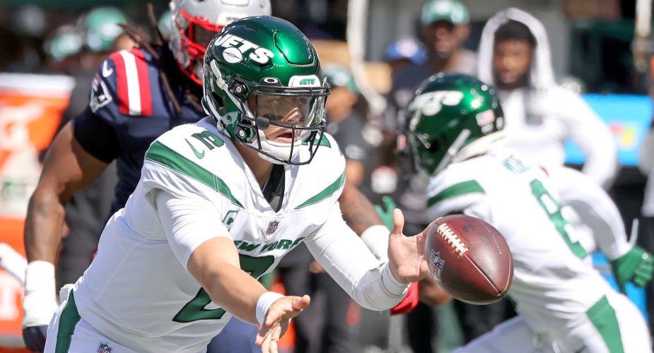 Report: Zach Wilson to Start for Jets, Flacco and White in Covid Protocol