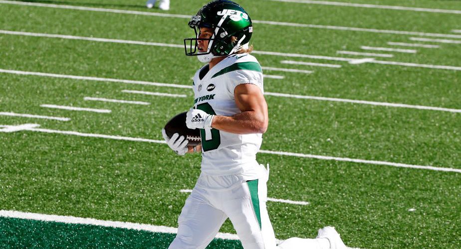 Jets Week 16 Inactive List vs Jaguars: Backups Galore with 19 Players on Covid List