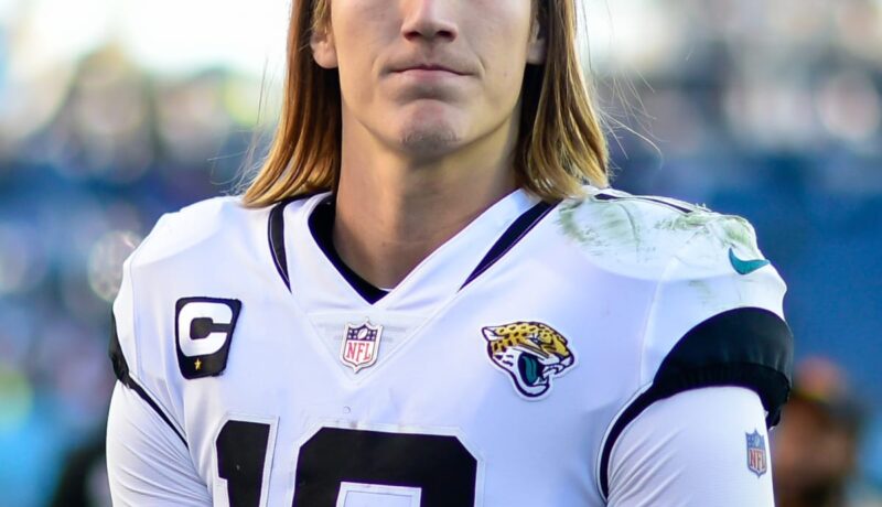 Jets Favored vs Jaguars; Lawrence vs Wilson – NY Jets Podcast