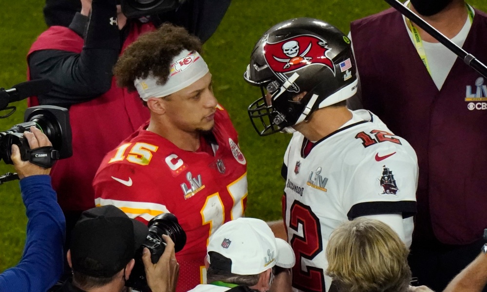 Patrick Mahomes - Tom Brady