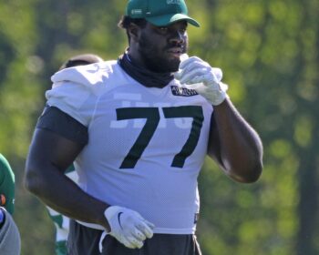 Even With a Dominant Pre-Season, Jets’ Becton Could Land at Right Tackle