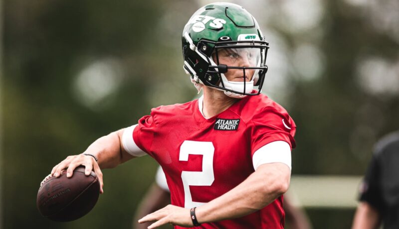 Zach’s Season Sacked? Jets QB Likely Done for Year With Torn ACL