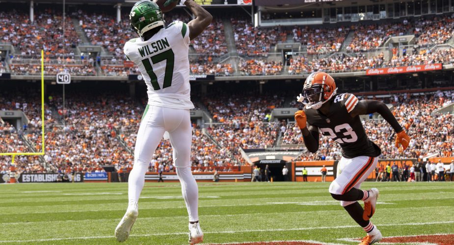 Jets Double dip With Sauce and Wilson; Duo Named Offensive and Defensive Rookies of the Year