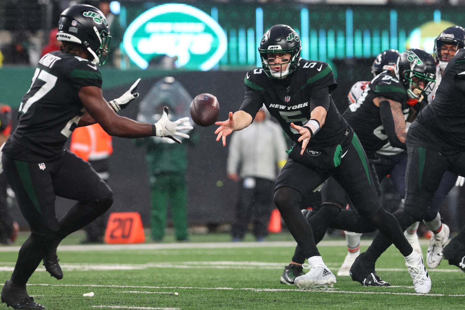 NFL: Chicago Bears at New York Jets - JetNation.com - New York Jets Blog & Forum Zonovan KNight