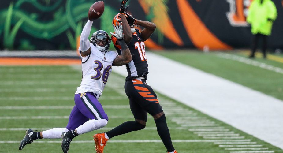 Jets Make Trade for Safety Chuck Clark Official