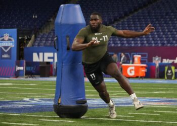 Moro Ojomo NFL Draft Profile