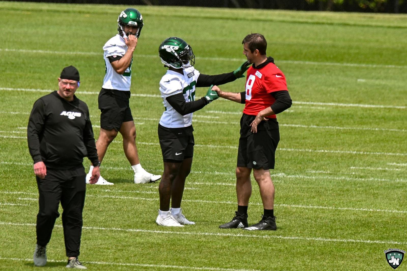Aaron Rodgers Michael Carter - JetNation.com - New York Jets Blog & Forum Aaron Rodgers Michael Carter